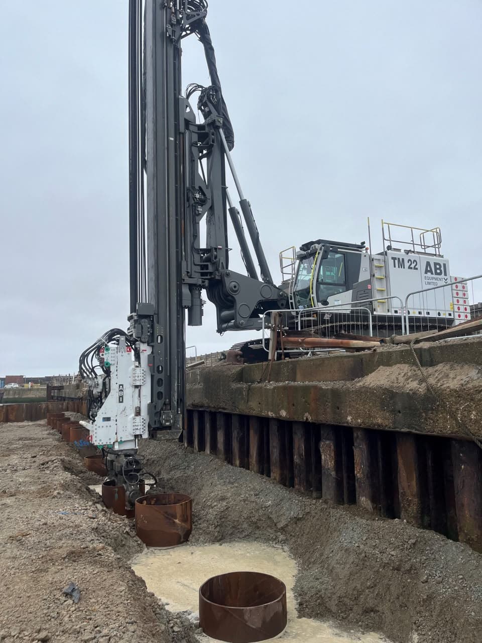 SANY rotary drilling rig on foundation project
